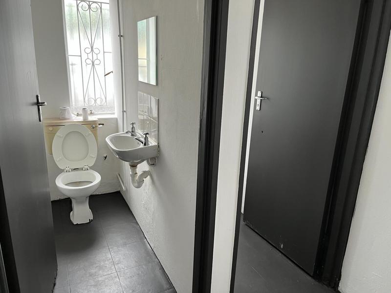 To Let Commercial Property for Rent in Woodstock Western Cape